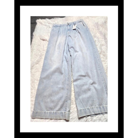 Forever 21 Mid Rise Wide Leg Jeans Size 31 NWT 32x32 - Picture 1 of 11